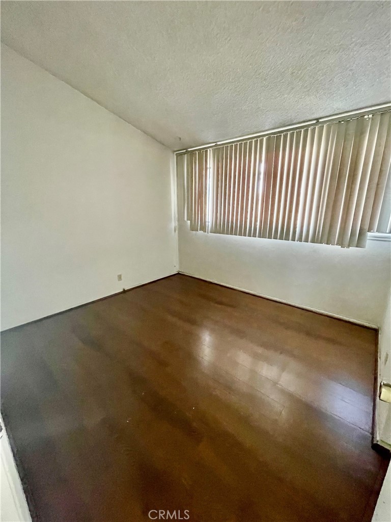 5809 Los Alamos Street Property Photo 15
