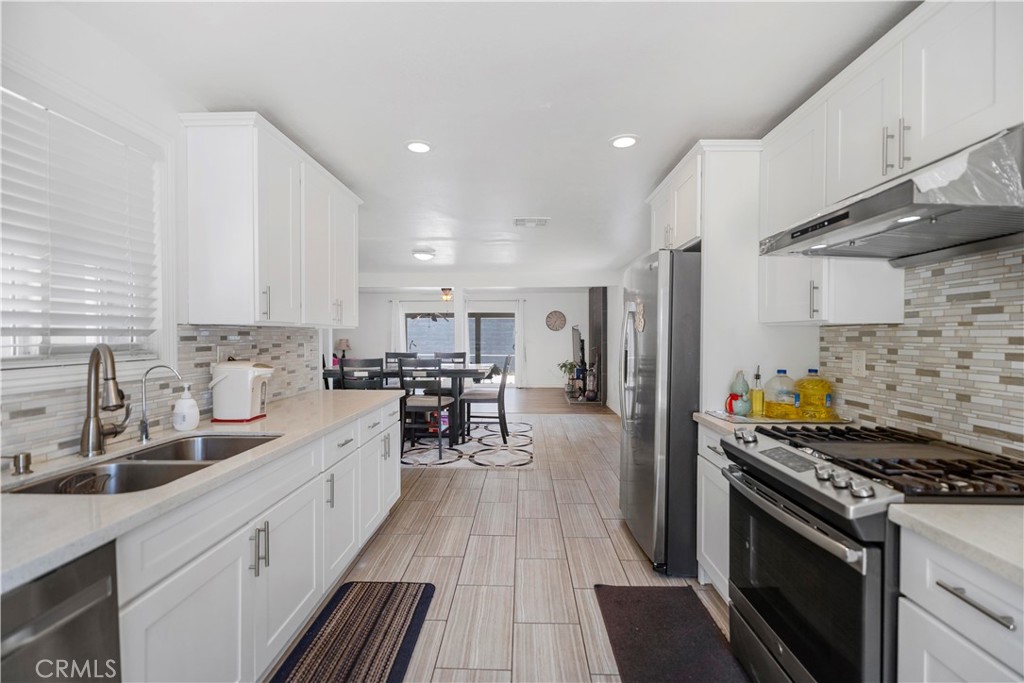 1322 W 6th Street Property Photo 3
