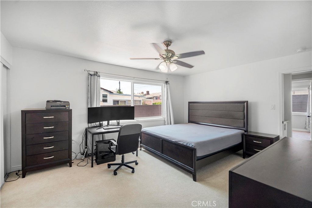 1322 W 6th Street Property Photo 10