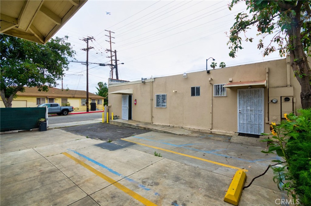 3200 Del Mar Avenue Property Photo 14