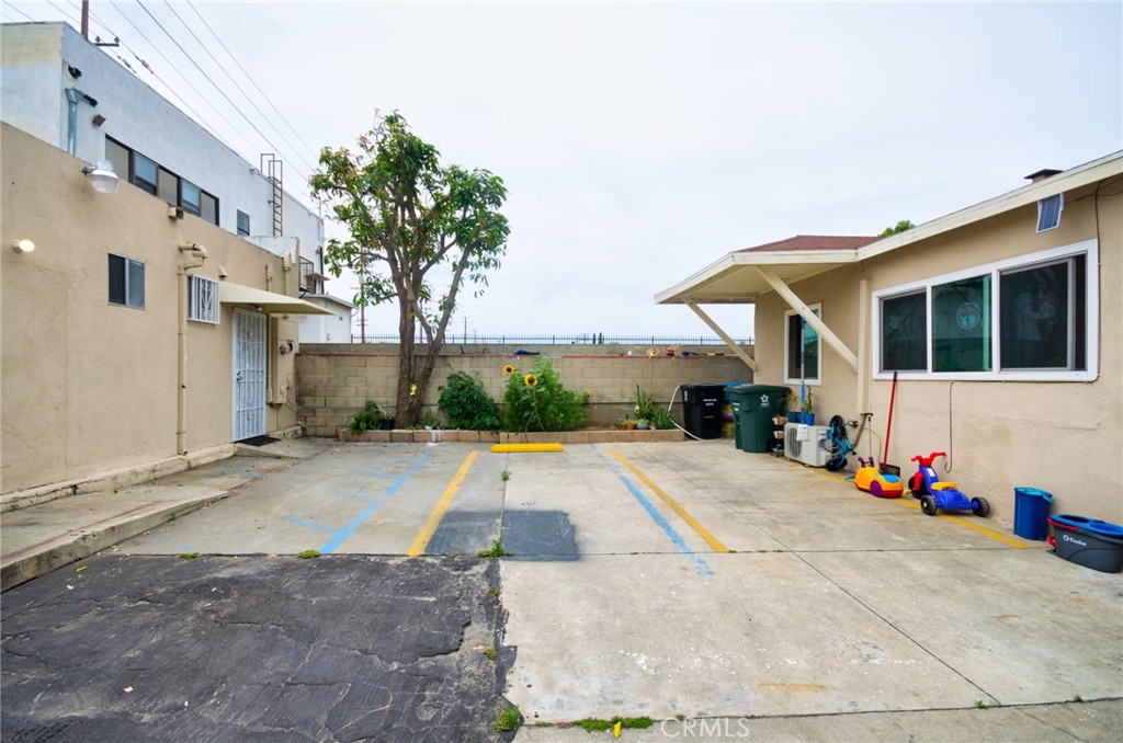 3200 Del Mar Avenue Property Photo 15