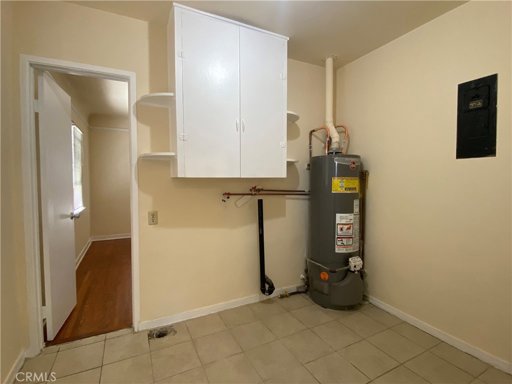 1801 W Commonwealth Avenue Property Photo 6
