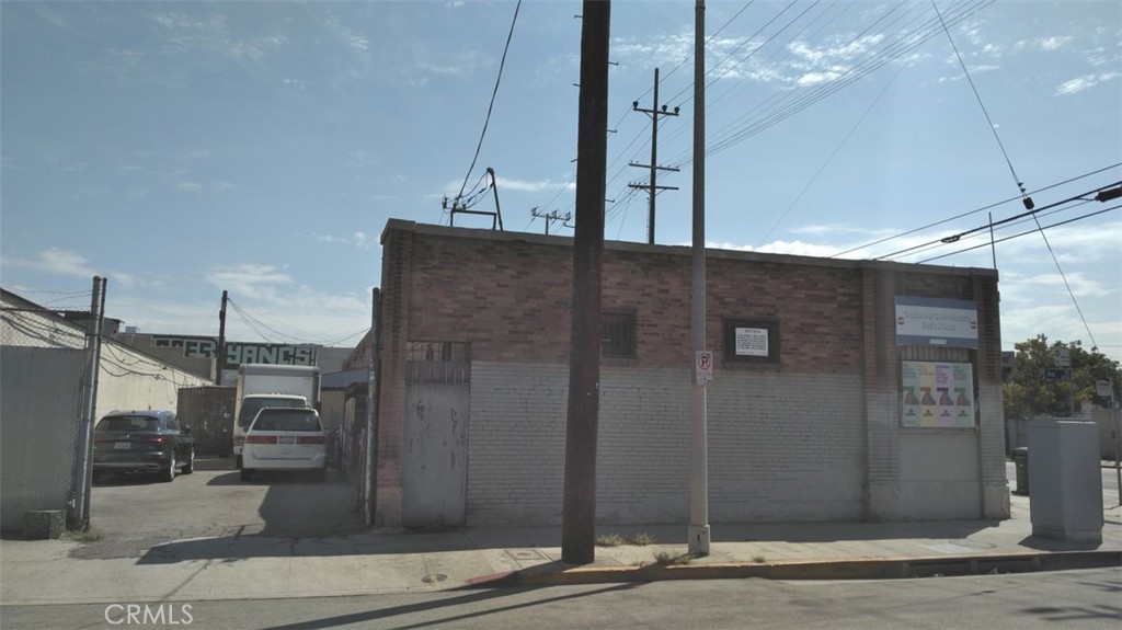 1401 N Main Street Property Photo 5