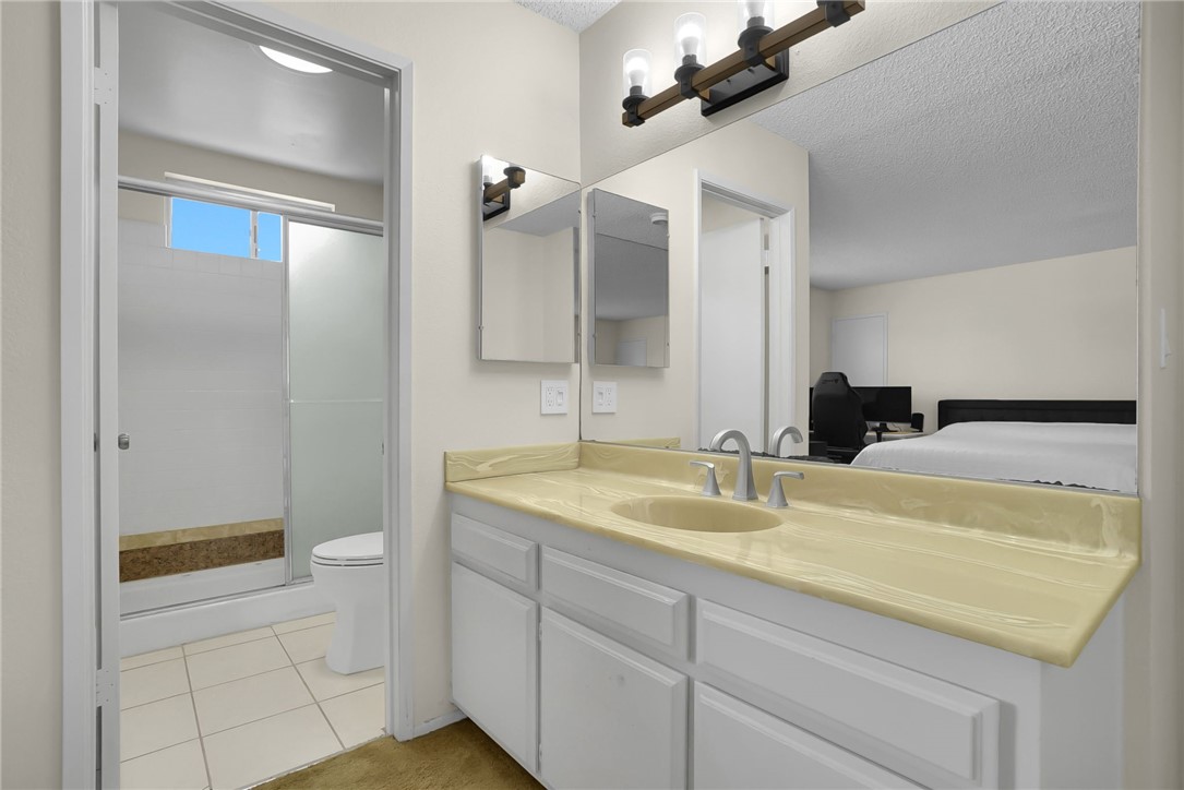 912 Jacmar Drive Property Photo 9