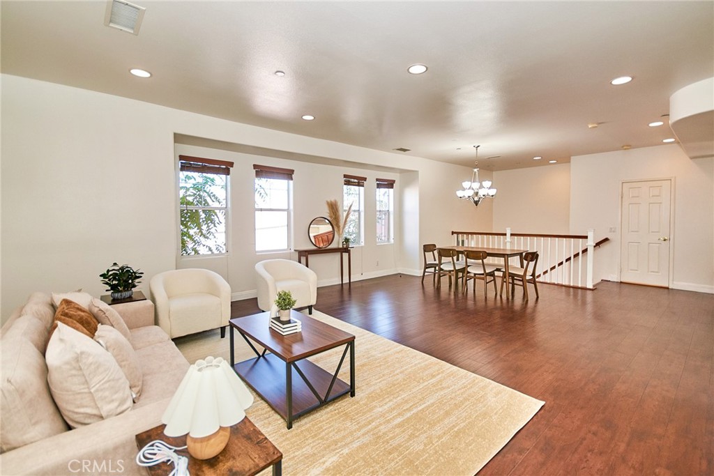 717 Arcadia Avenue C Property Photo 1