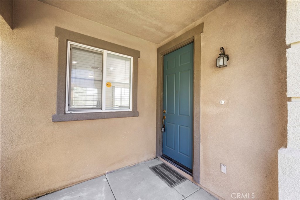 6285 Long Cove Drive Property Photo 4