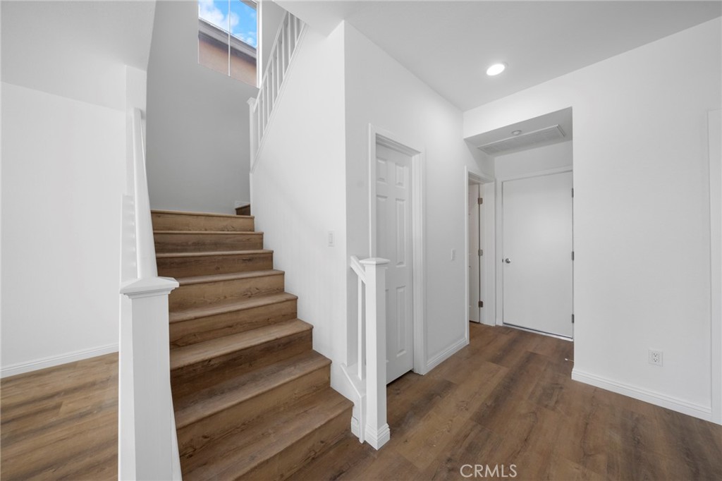 6285 Long Cove Drive Property Photo 12