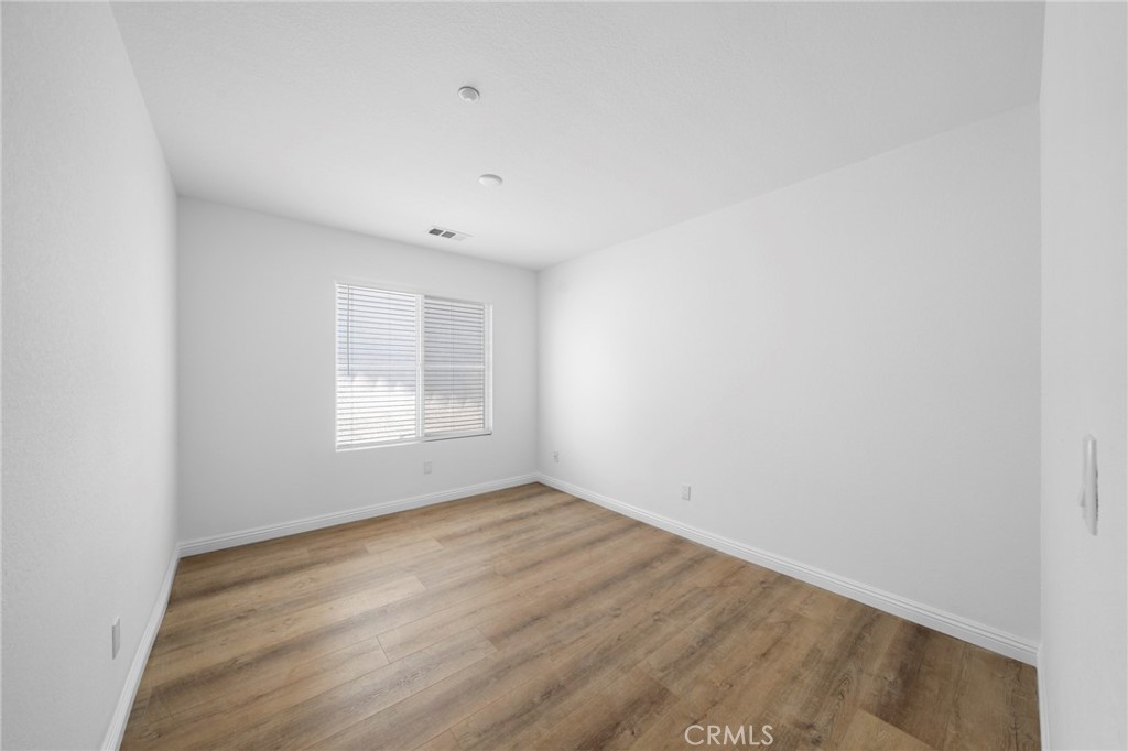 6285 Long Cove Drive Property Photo 19