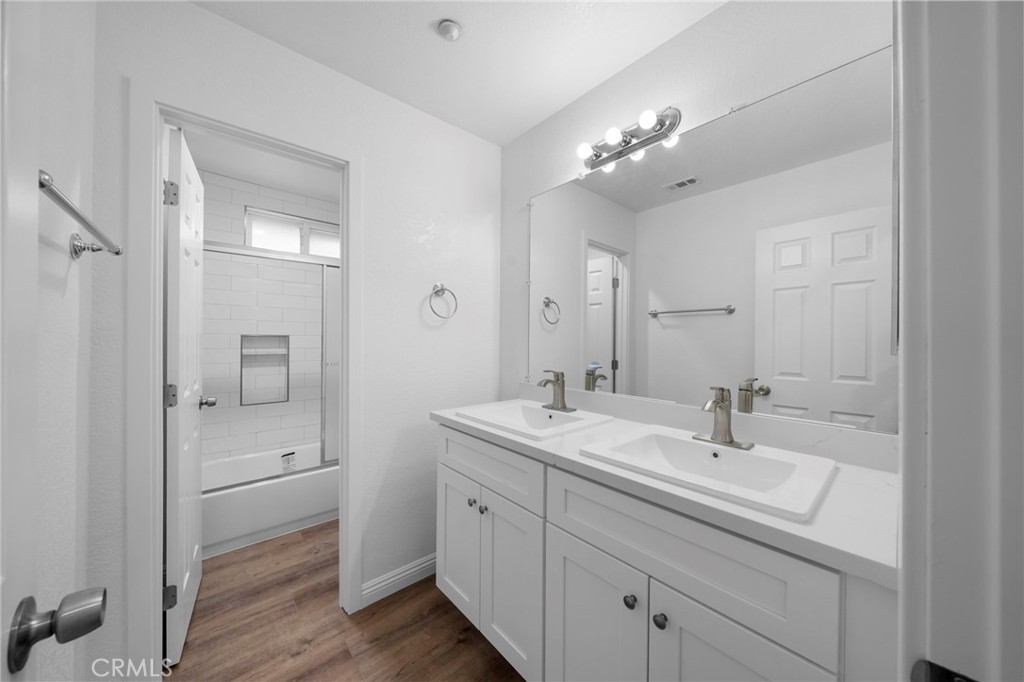 6285 Long Cove Drive Property Photo 22