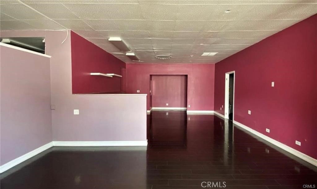 9627 1/2 Las Tunas Drive Property Photo 2