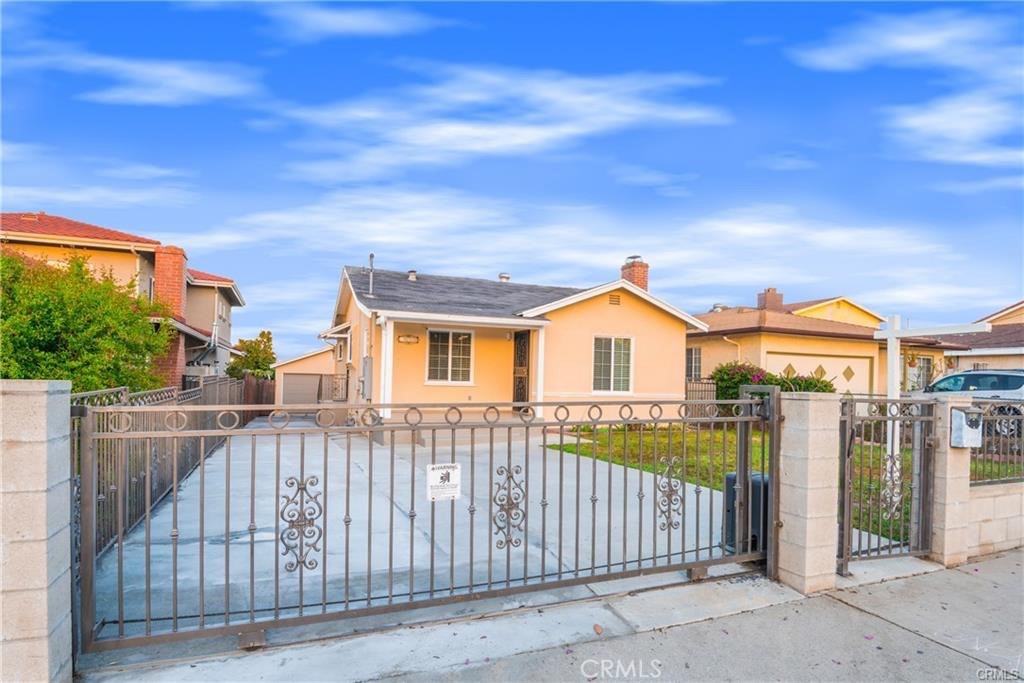 2610 Del Mar Avenue Property Photo 1