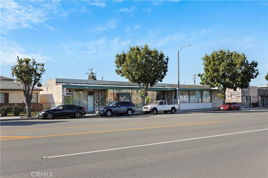 2435 W Beverly Boulevard Property Photo 1
