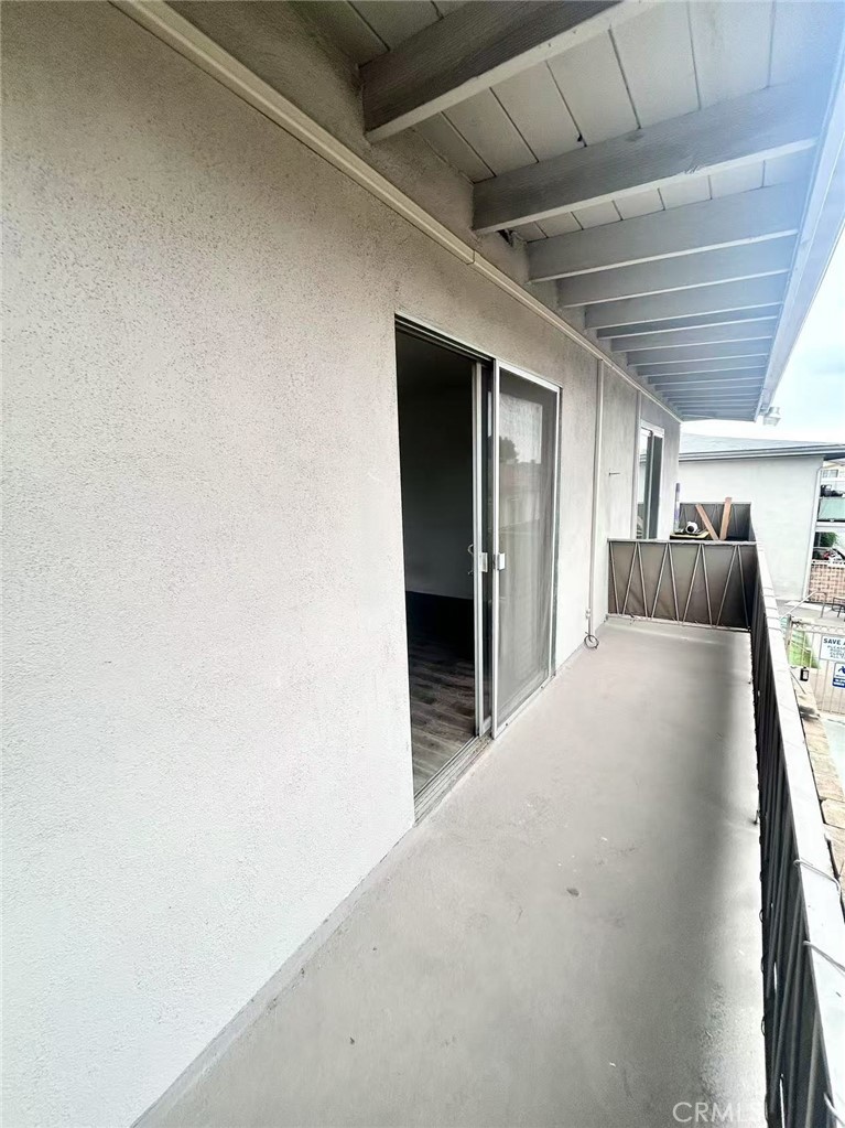 922 W Duarte Rd 3 Property Photo 13