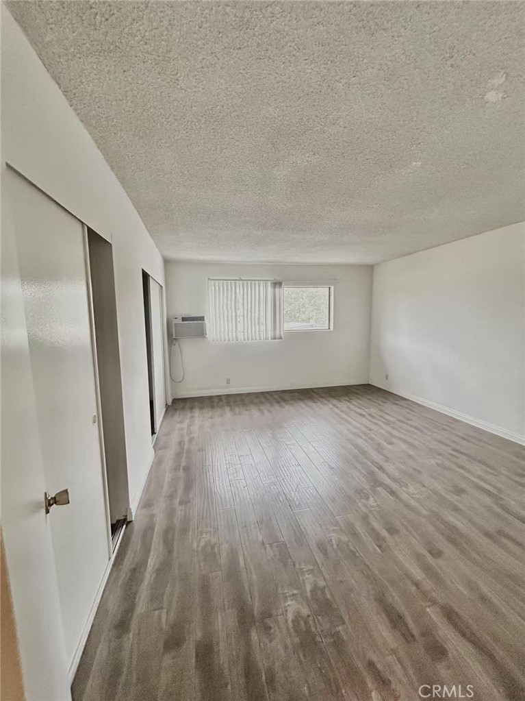 922 W Duarte Rd 3 Property Photo 14