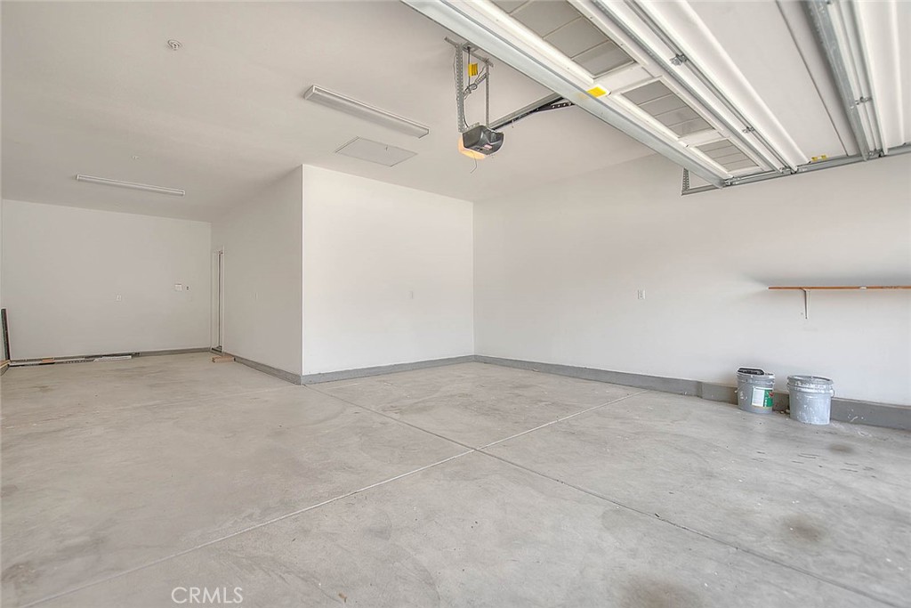 7868 Sea Salt Avenue Property Photo 32
