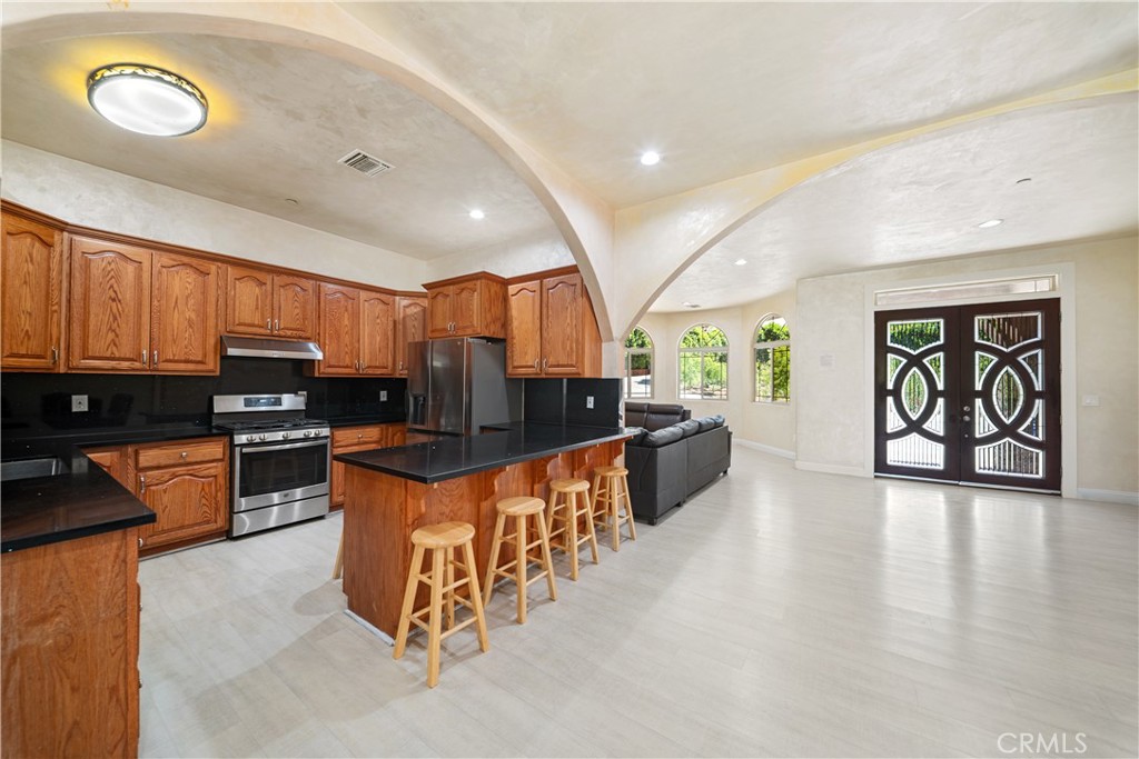 12605 Kagel Canyon Road Property Photo 10