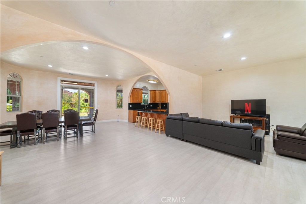 12605 Kagel Canyon Road Property Photo 11