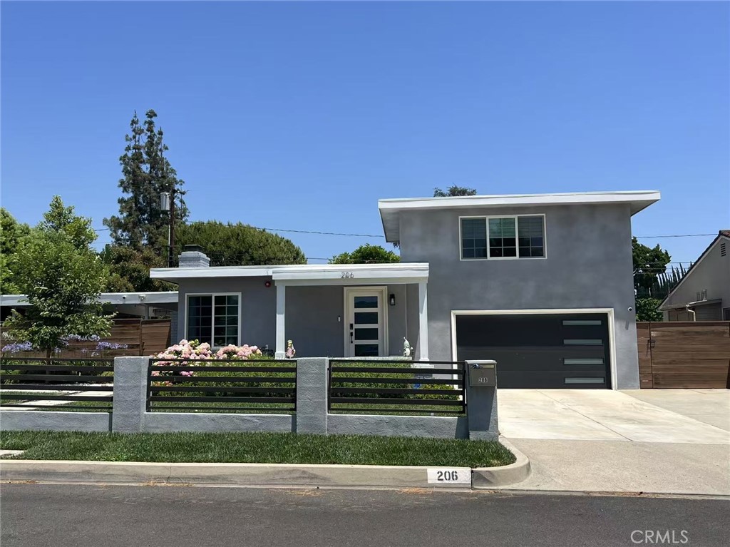 206 S Sunset Place Property Photo 1