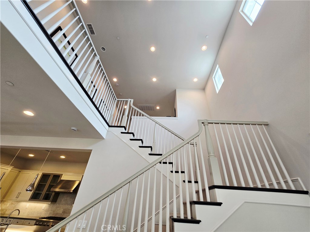 101 Newall Property Photo 14