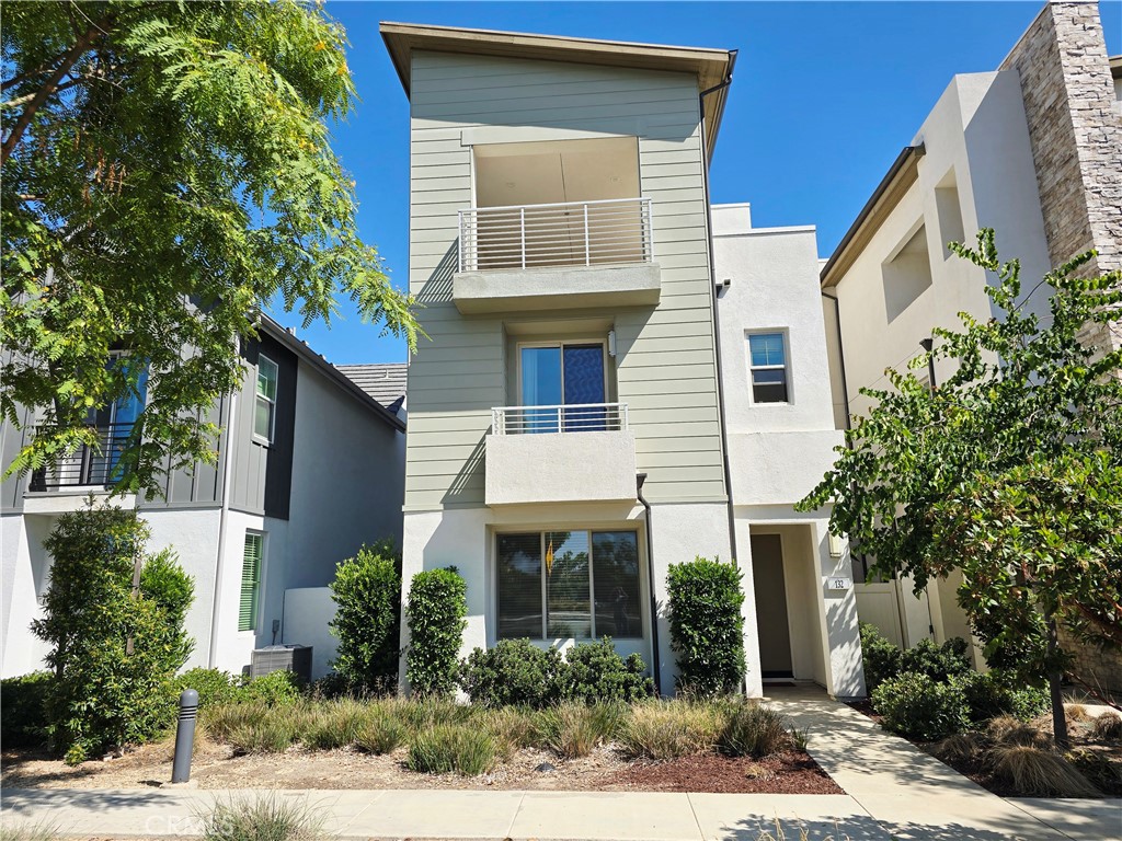 132 Modjeska Property Photo 1