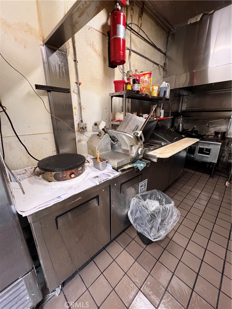 2541 Rosemead Boulevard Property Photo 10