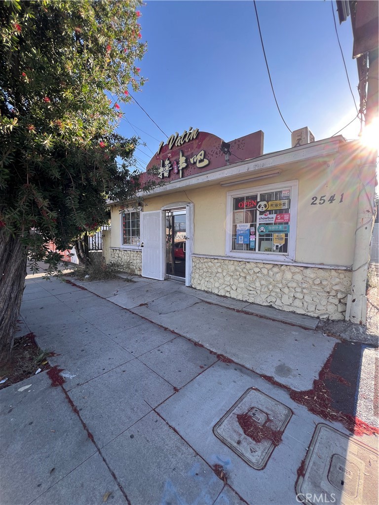 2541 Rosemead Boulevard Property Photo 16