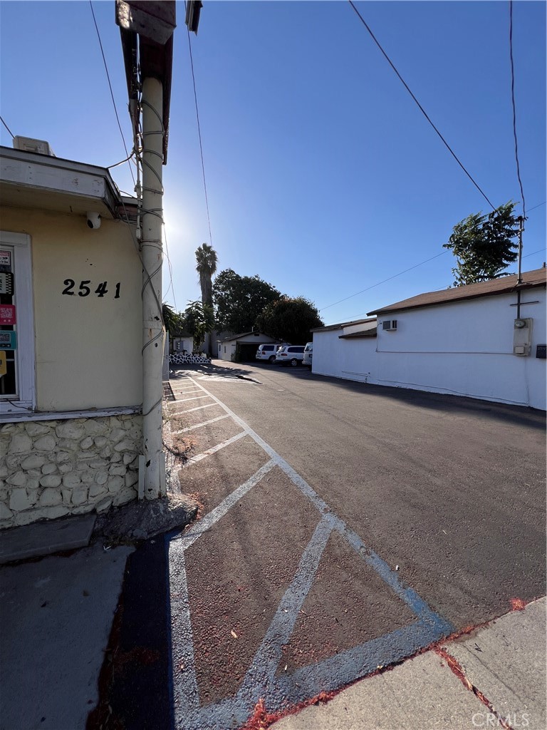 2541 Rosemead Boulevard Property Photo 17