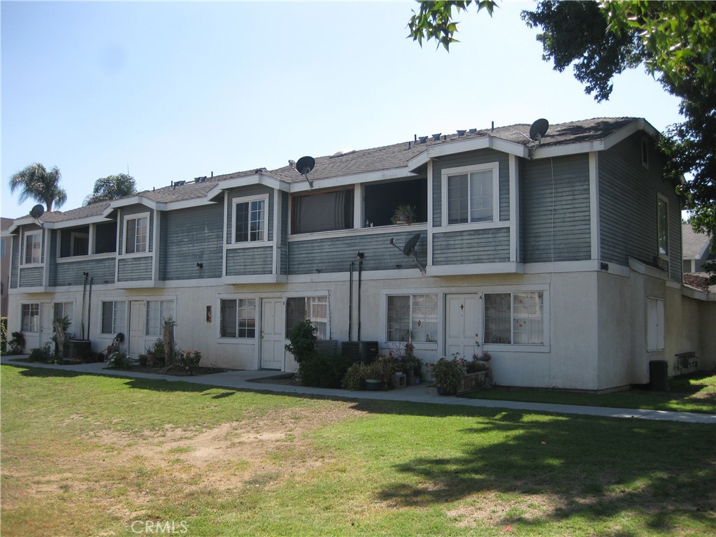 840 E Cedar Street Property Photo 1