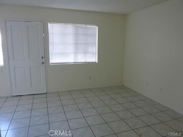 840 E Cedar Street Property Photo 6