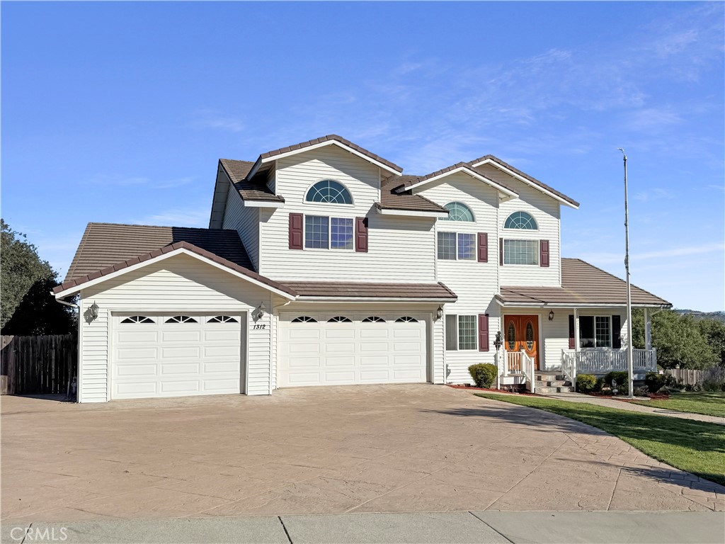 1312 Oak Ridge Way Property Photo 1