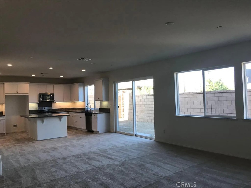 6355 Highstone Way Property Photo 2