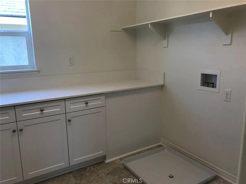 6355 Highstone Way Property Photo 7