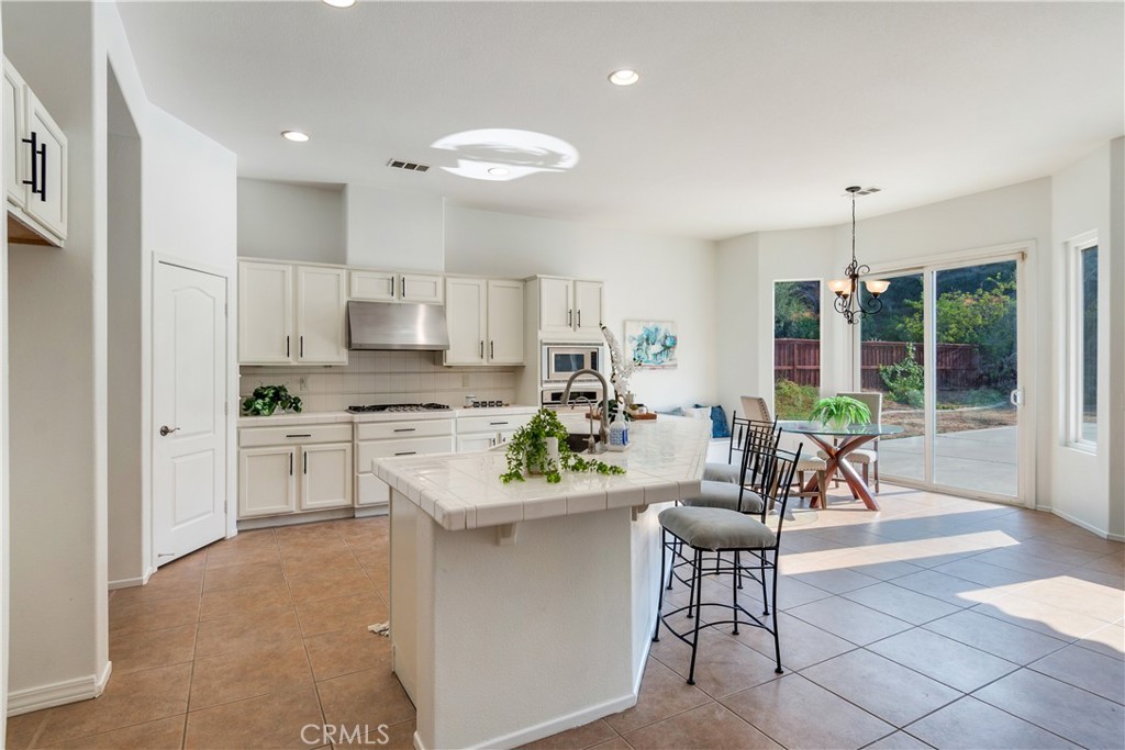 38932 Cherry Point Lane Property Photo 8