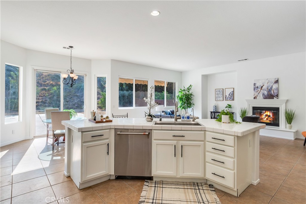 38932 Cherry Point Lane Property Photo 10