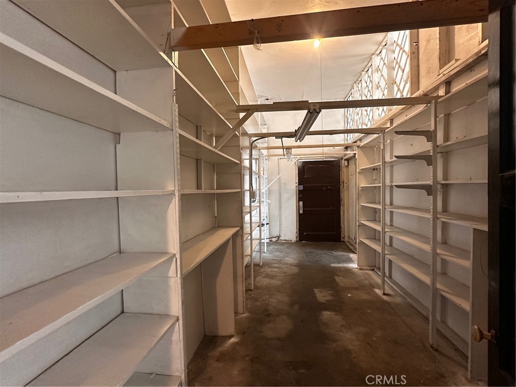 323 N San Marino Avenue Property Photo 11