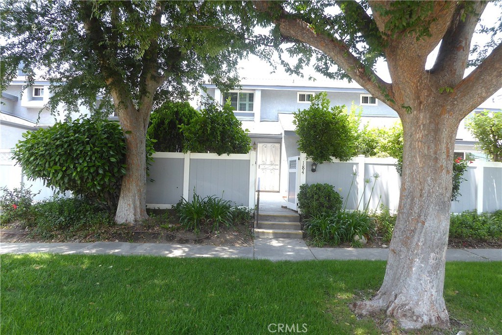 900 W Sierra Madre Avenue 184 Property Photo 1