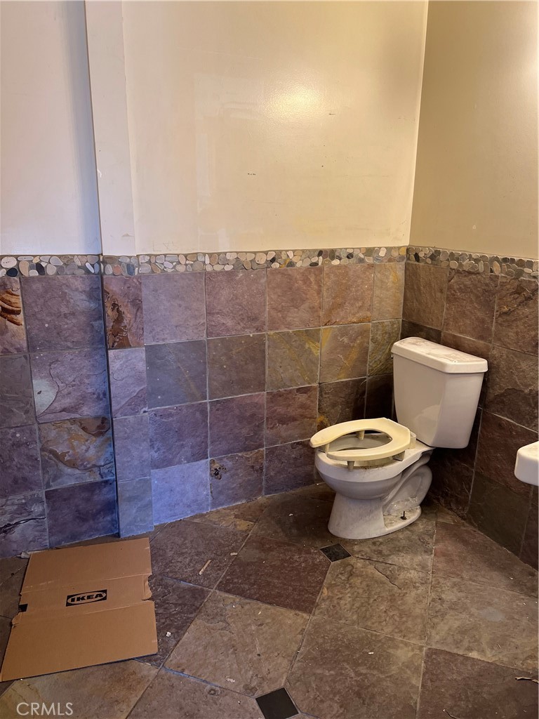 3132 Del Mar Avenue Property Photo 10