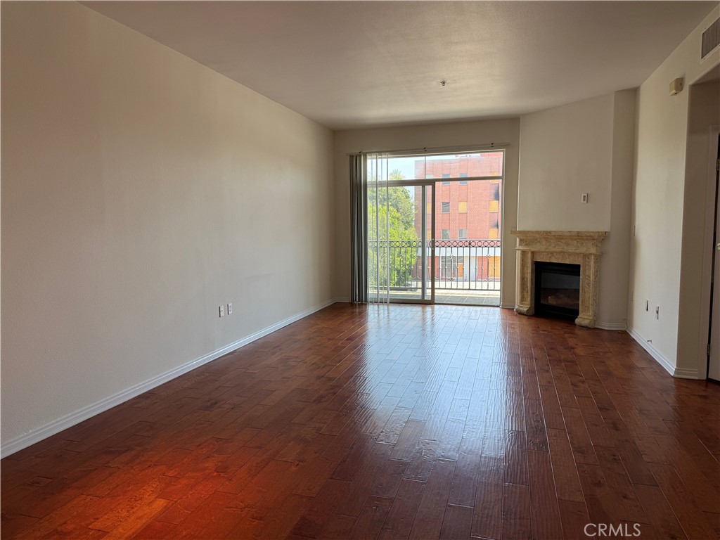 3750 Santa Rosalia Drive 413 Property Photo 8