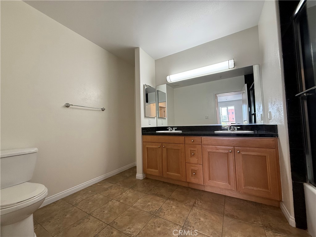 3750 Santa Rosalia Drive 413 Property Photo 25