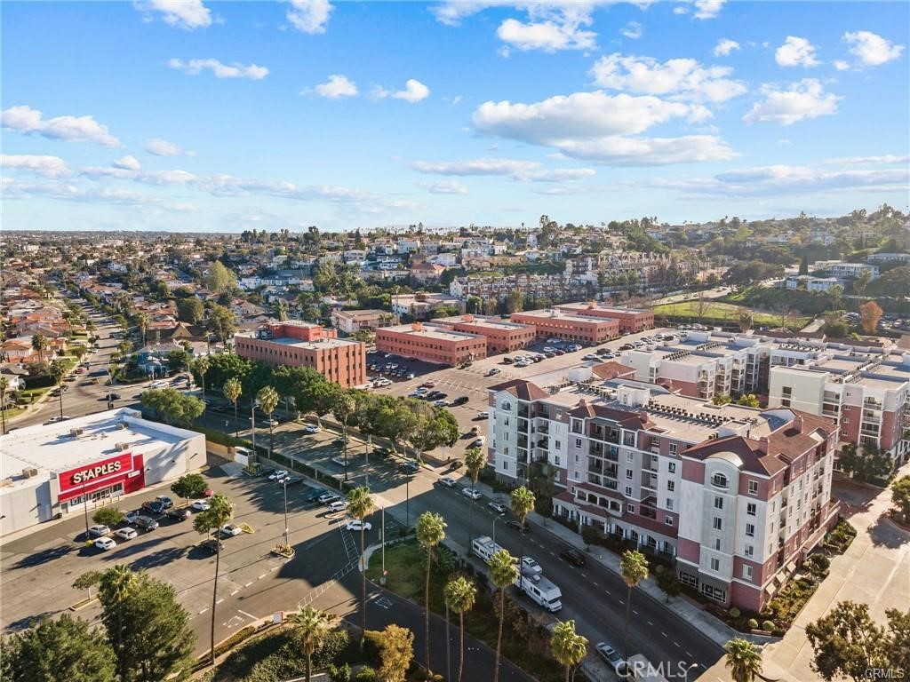 3750 Santa Rosalia Drive 413 Property Photo 50
