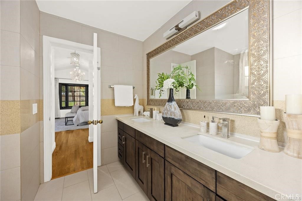 131 Woodruff Place Property Photo 11