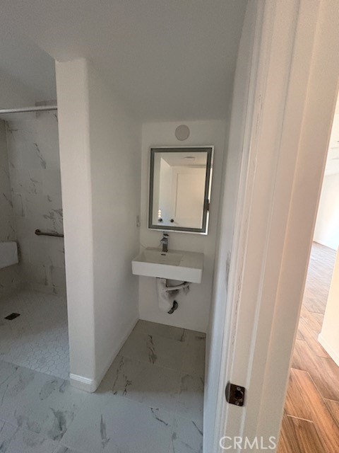 700 N Hill Place 102 Property Photo 16