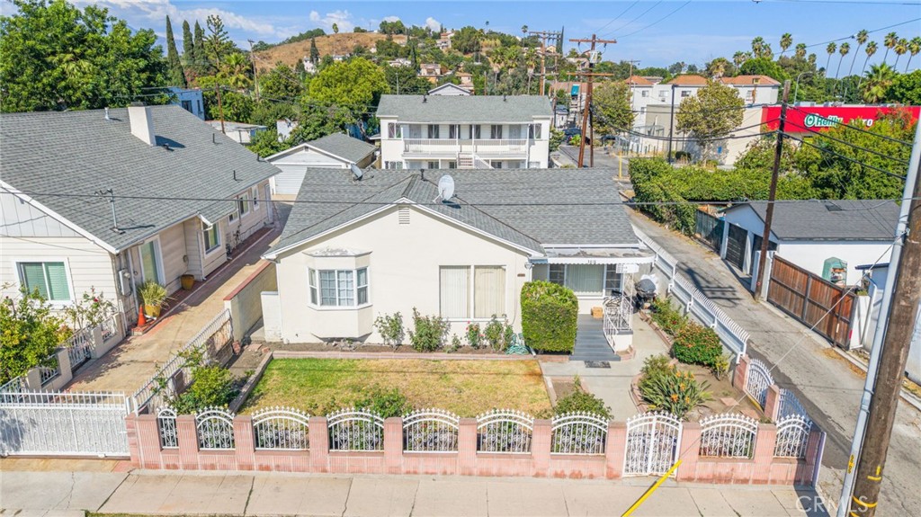 3814 Portola Avenue Property Photo 3