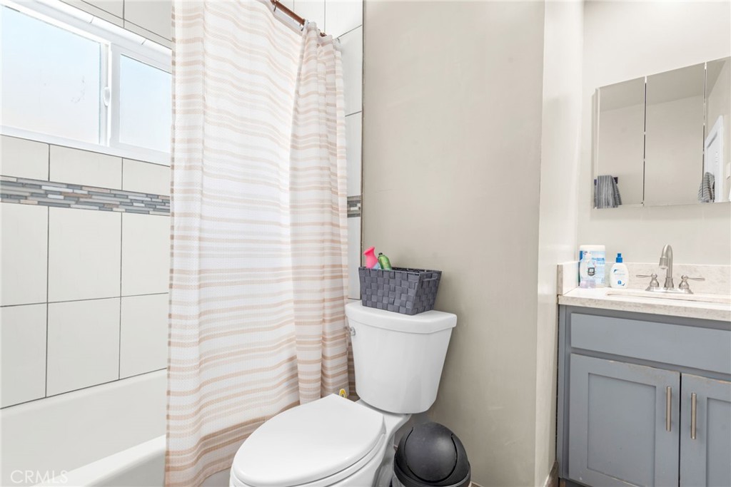 3814 Portola Avenue Property Photo 21