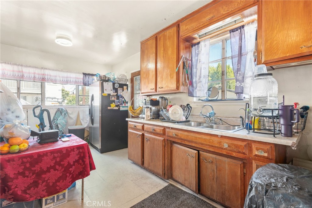 3814 Portola Avenue Property Photo 28