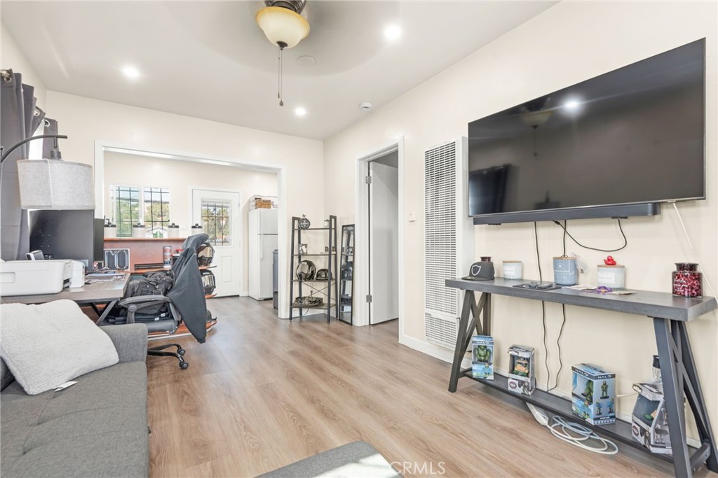 3814 Portola Avenue Property Photo 44