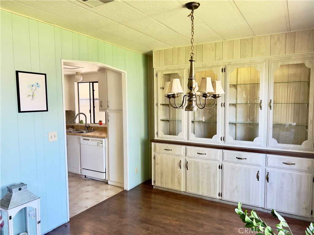 5001 Florida 623 Property Photo 15