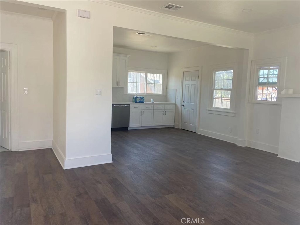 3729 Baldwin Park Blvd Property Photo 3