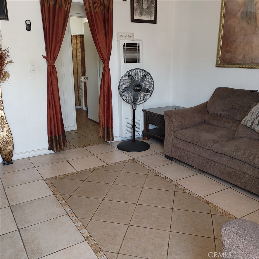 4013 Rowland Avenue Property Photo 3