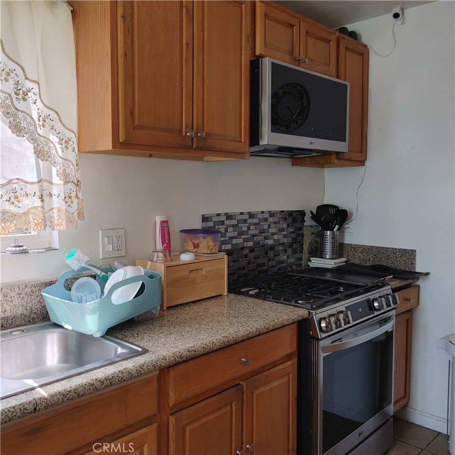 4013 Rowland Avenue Property Photo 4